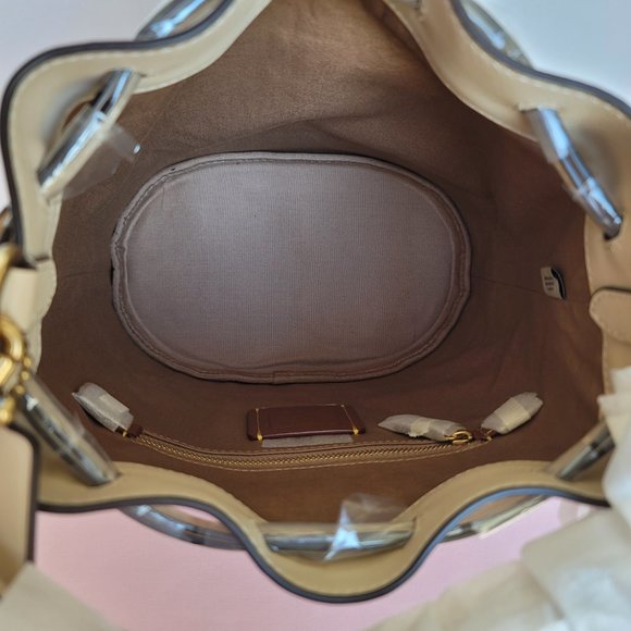 COACH Field Bucket Bag in Signature Jacquard & Leather –Stone Ivory ⭐ - Picture 13 of 16